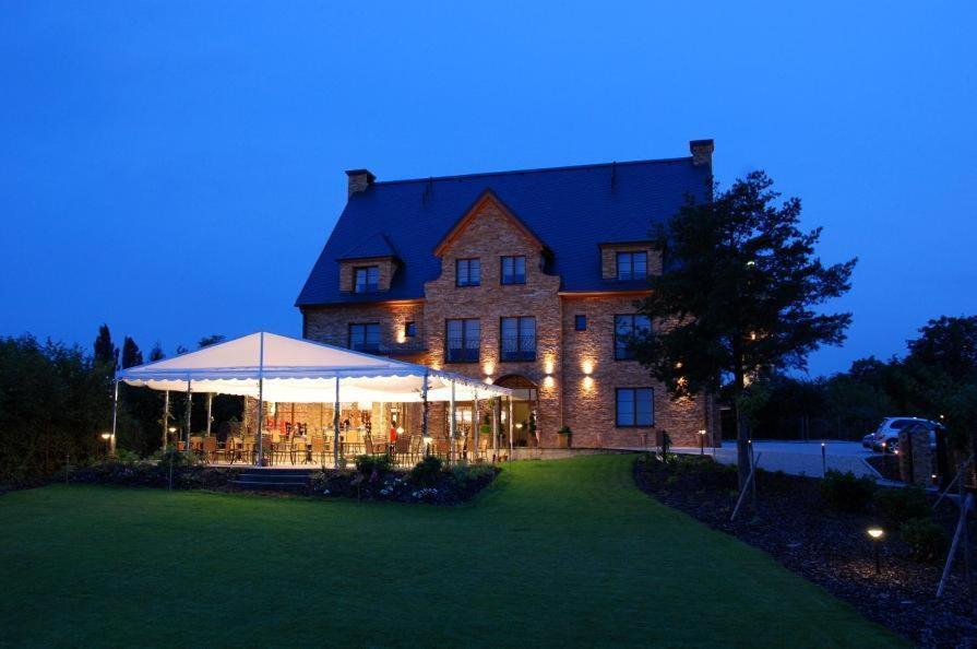 Hotel Villa Romantica Kolín Kültér fotó